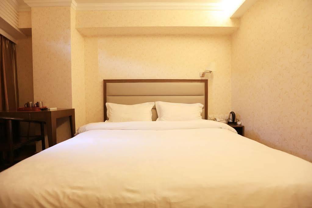 Towns Well Hotel Macau Exterior photo
